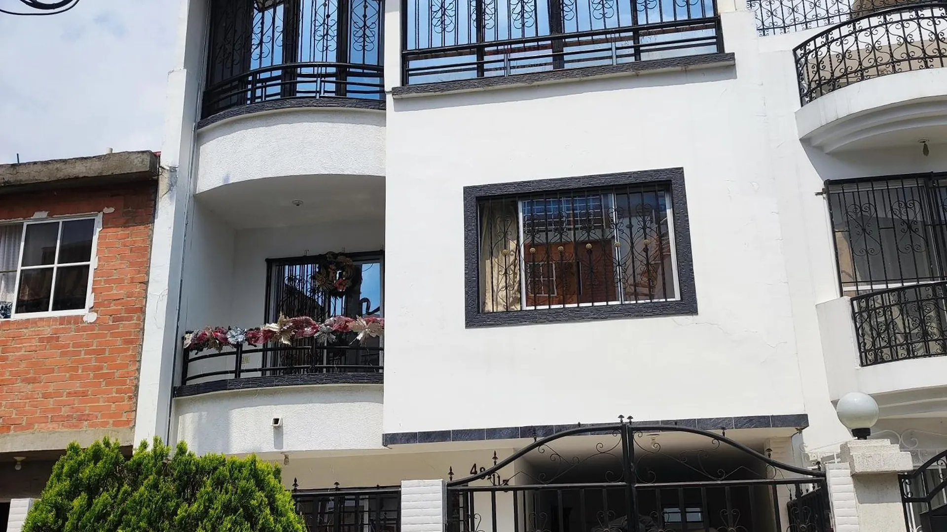 Vivienda Turistica Benicalap! Lejlighed Cali